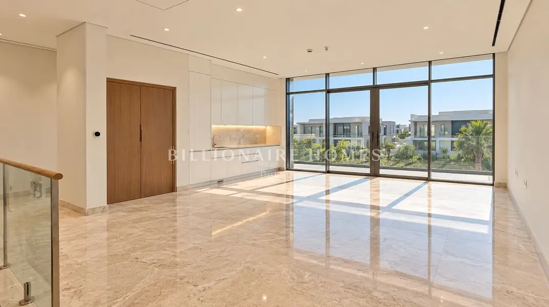 Park Backing | Close to Lagoon | Vastu-compliant
