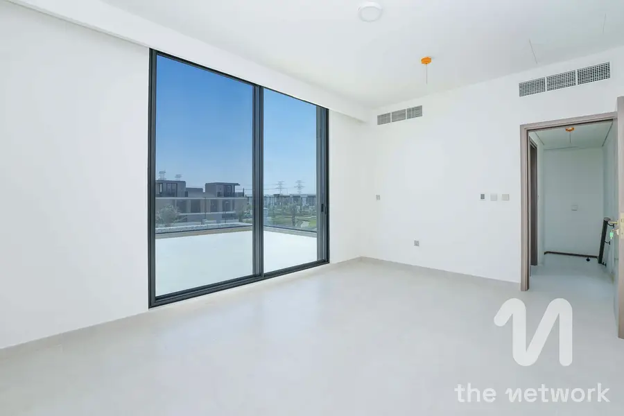 Unique 4 Beds Villa | Rented to 2028 | Corner Plot