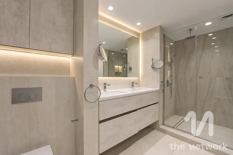 Fully Renovated | Vacant On Transfer | Park Facing