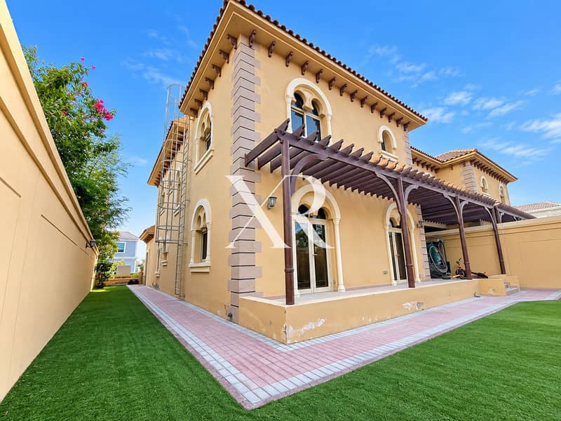 Sunlit Mediterranean Villa Courtyard. png Sunlit Mediterranean Villa Courtyard. png