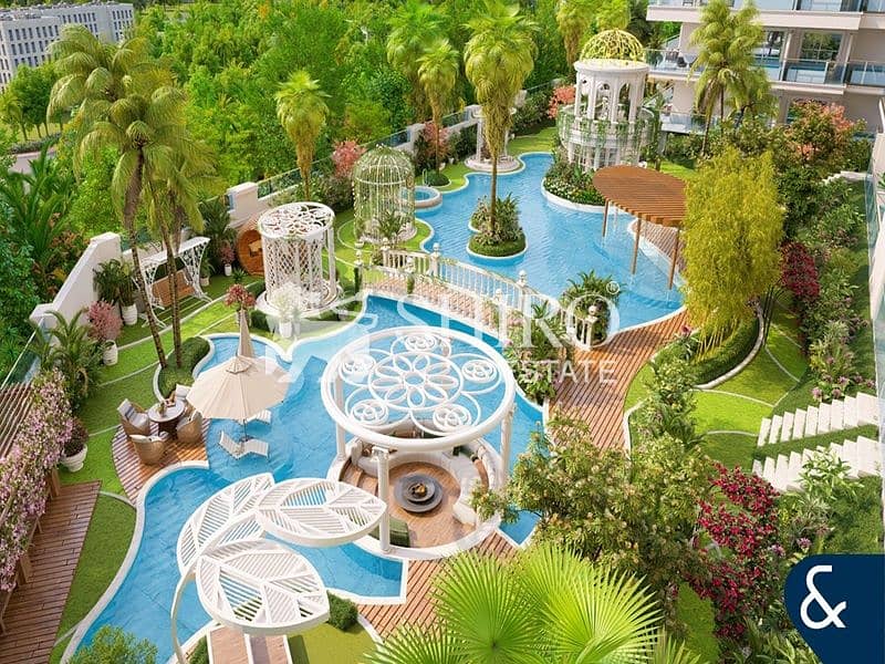 6 Garden 001. jpg