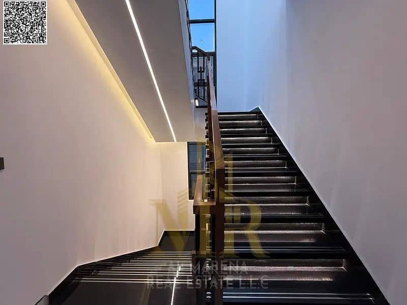 43 876343663-800x600. webp