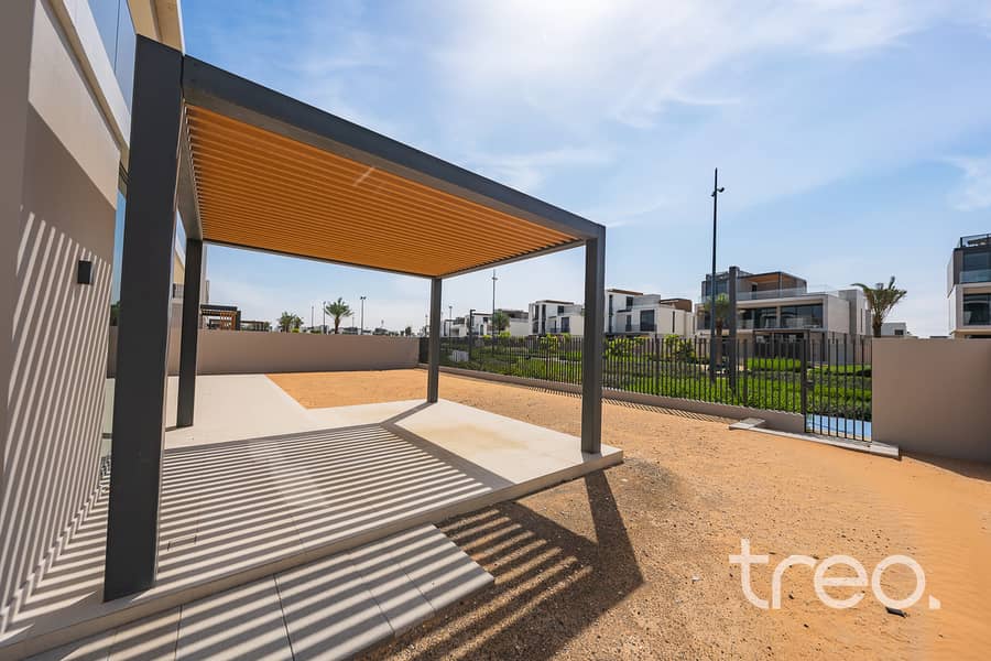10 Watermarked-10. jpg