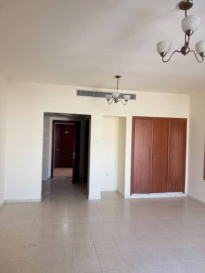 Monolocale in affitto a International City, Dubai - WhatsApp Image 2026-07-24 at 9.39. 37 AM. jpeg