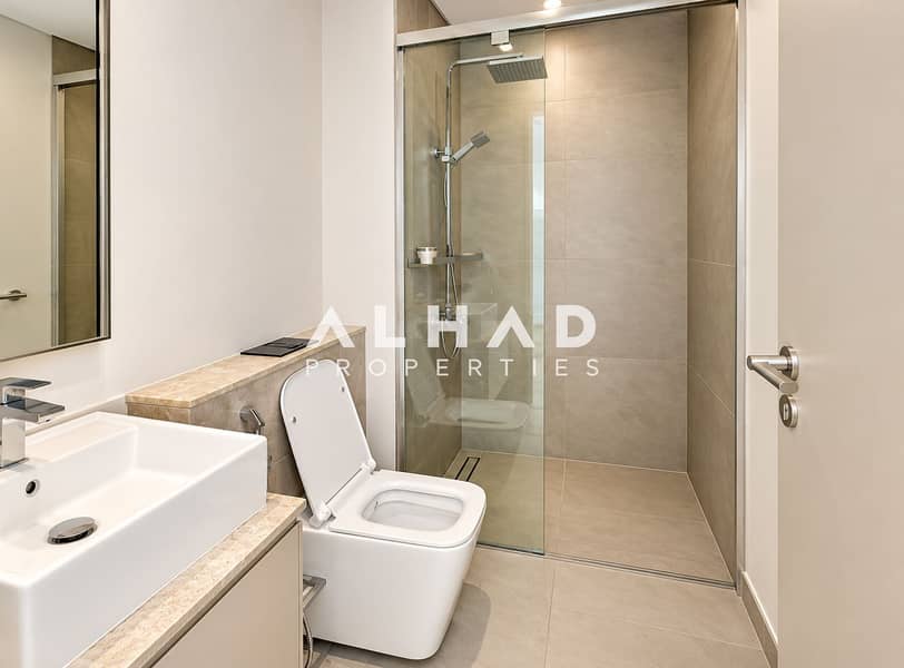 6 Modern Minimalist Bathroom Retreat. png