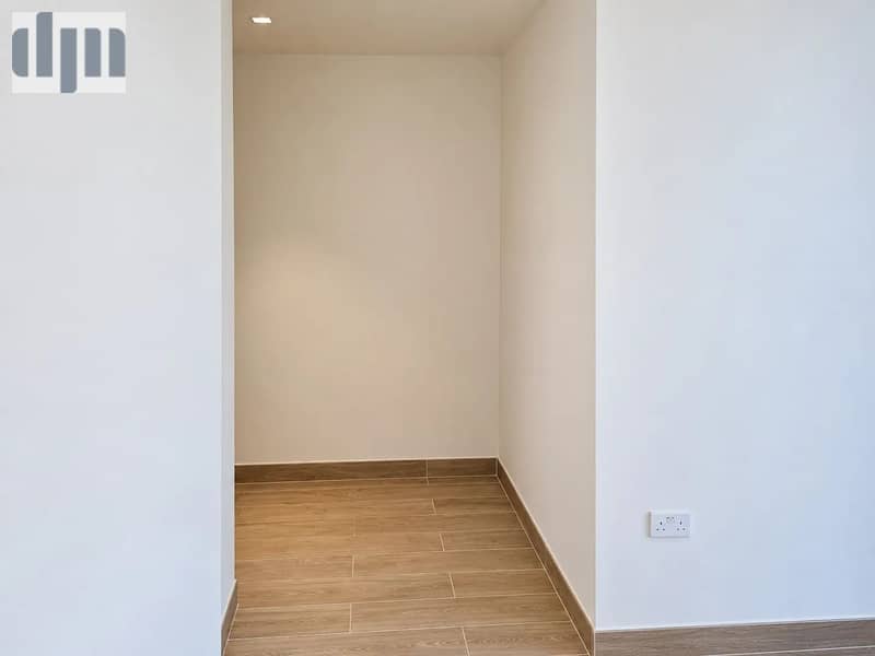 5 Image 5