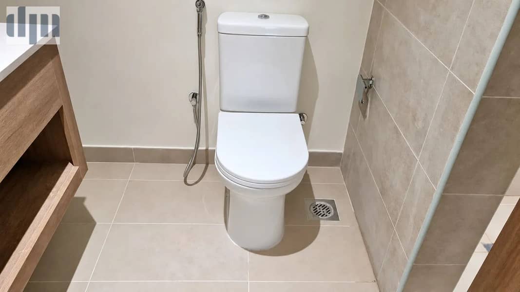 8 Image 8
