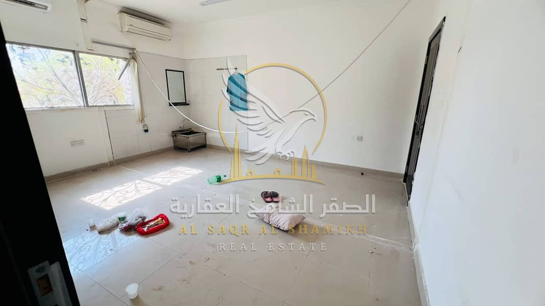 15 فيلا-للا-يجار-4-غرف-القادسية-الشارقة-صورة-العقار-re-001-24. jpg