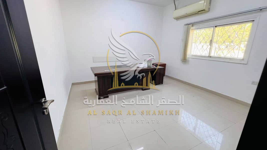 17 فيلا-للا-يجار-4-غرف-القادسية-الشارقة-صورة-العقار-re-001-08. jpg