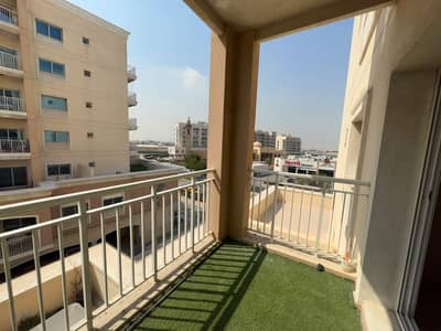 1 Slaapkamer Appartement te Huur in Liwan, Dubai - image_0 1 Slaapkamer Appartement te Huur in Liwan, Dubai - image_0