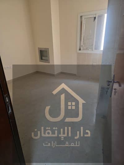 Studio te Huur in Bu Tina, Sharjah - 555fceaf-6ff4-41fa-9f5f-4eb4bf0bbe8f. jpg Studio te Huur in Bu Tina, Sharjah - 555fceaf-6ff4-41fa-9f5f-4eb4bf0bbe8f. jpg