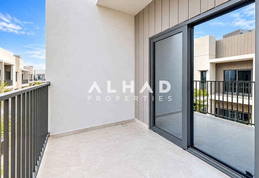 16 Modern Balcony with City Views. png