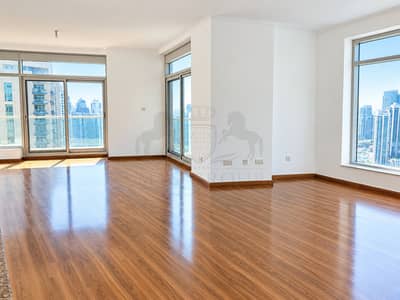 2 Cпальни Апартамент в аренду в Дубай Даунтаун, Дубай - Sunlit Empty Apartment with Skyline Views. png
