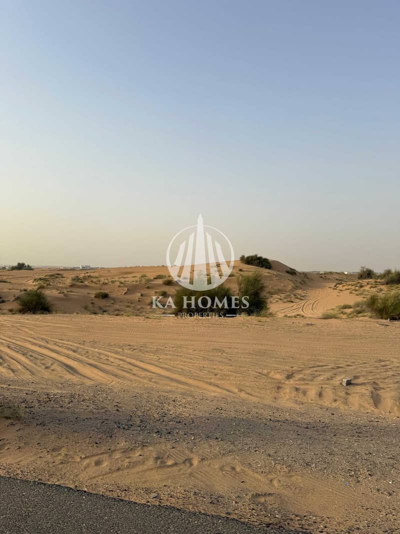 4 9fc8cecf-bb75-408f-9a2e-efe8f3a3be2a. jpg
