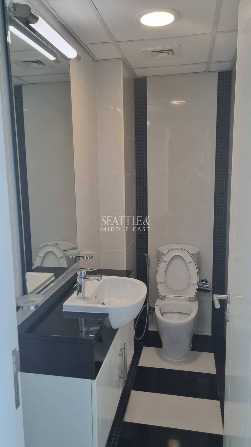 10 18 - MB1205 Guest Bathroom. jpg