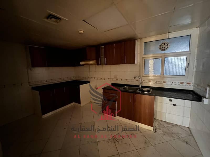12 f144a5da-50b4-4d53-abf3-4a92e10aeebb. jpg