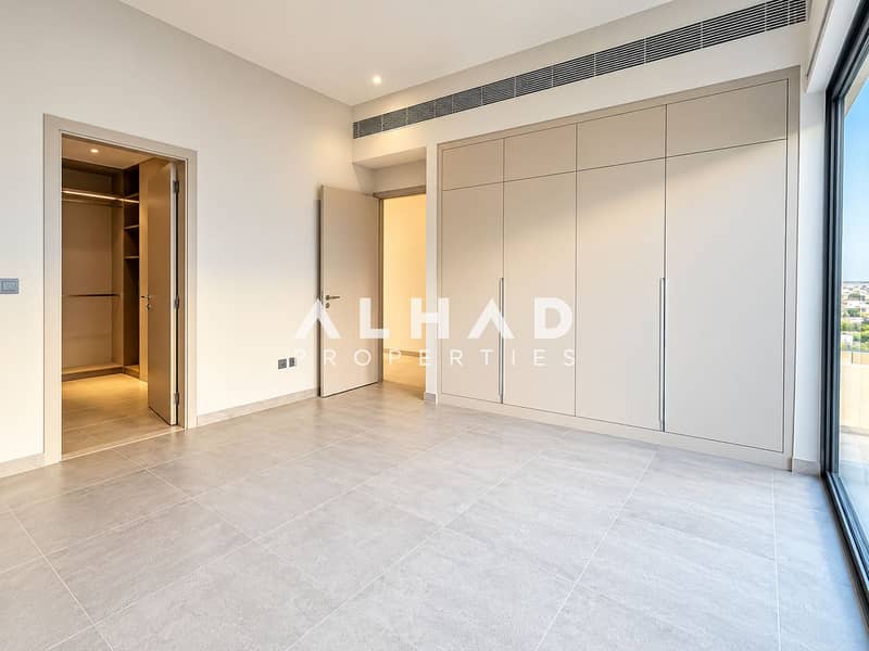 9 Minimalist Bedroom with Built-In Wardrobe. png