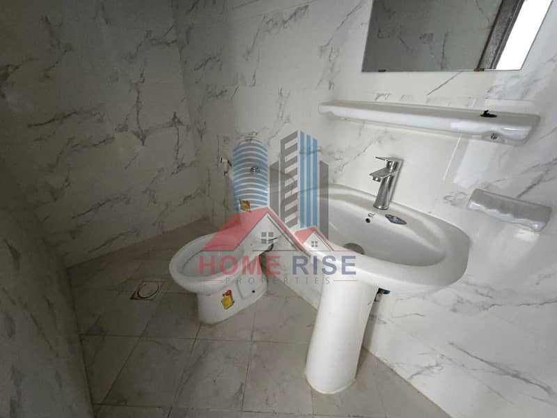 11 ad374efd-bde1-4f11-8d9e-6b704fe8514e. jpg