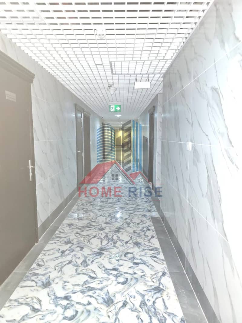 12 222fadab-5bd6-4627-ba9b-9a53270e02d0. jpg