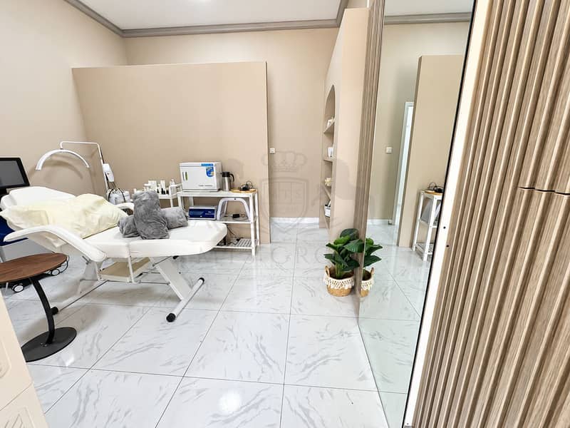 5 Modern Spa Treatment Room Interior. png