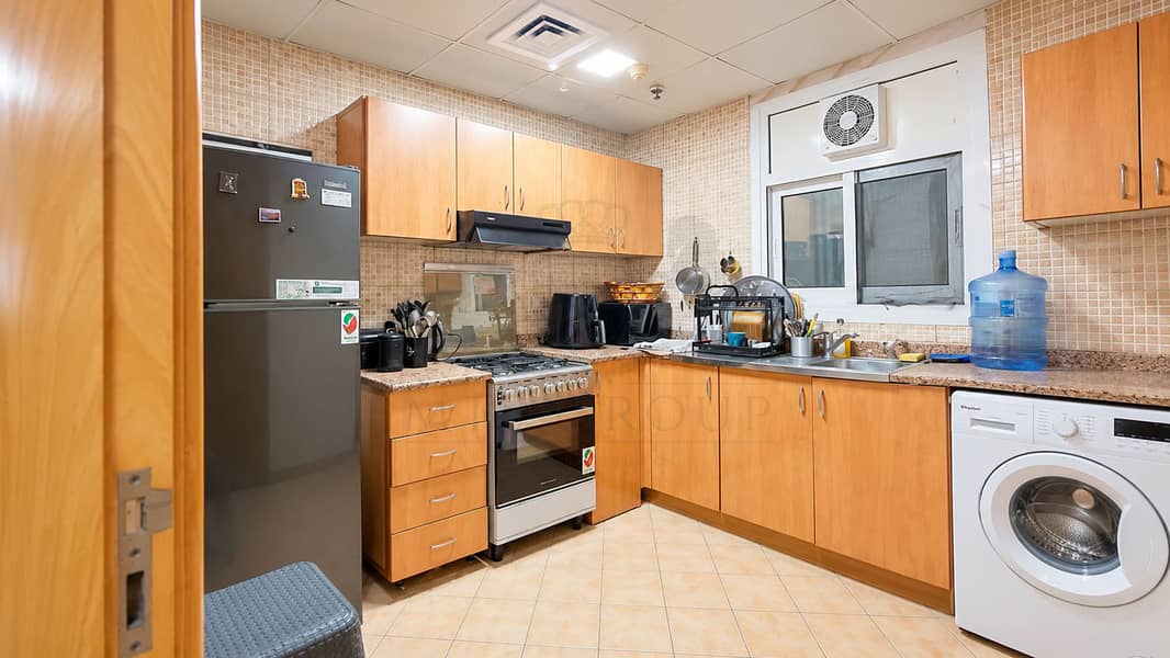 8 Lived-In Modern Compact Kitchen. png