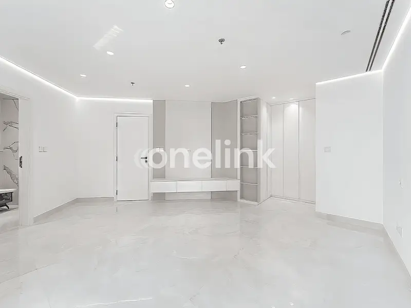 Fully Upgraded 4BR Duplex | 180° Views to Palm