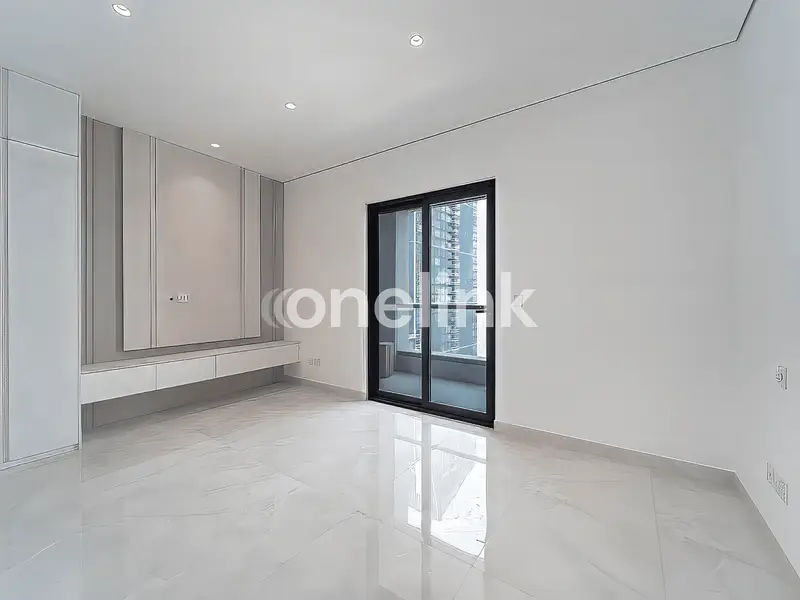 Fully Upgraded 4BR Duplex | 180° Views to Palm