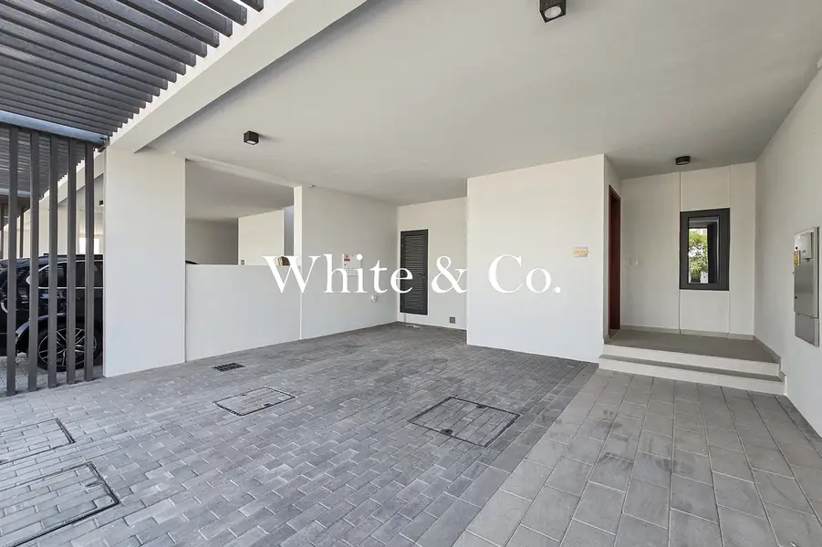 Close To Pool | Family Area | Vacant Now