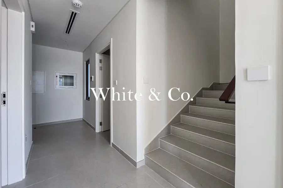 Close To Pool | Family Area | Vacant Now