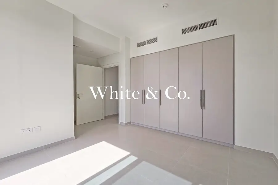 Close To Pool | Family Area | Vacant Now