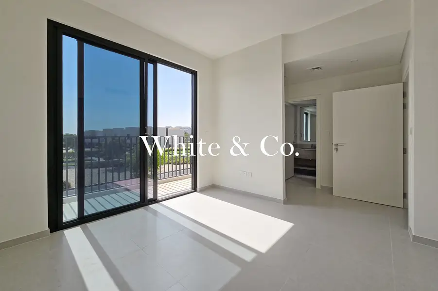 Close To Pool | Family Area | Vacant Now