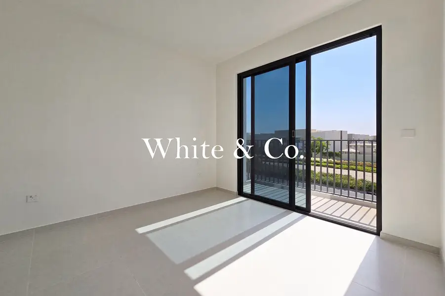 Close To Pool | Family Area | Vacant Now