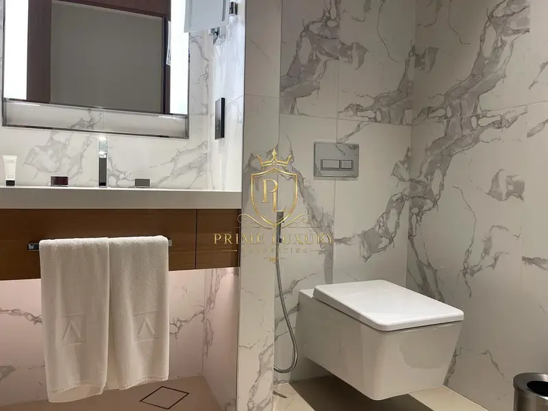 Elegant 3BR | Burj Khalifa View | Fully-Furnished
