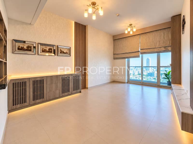 2 Elegant Minimalist Living Room with City Views. png