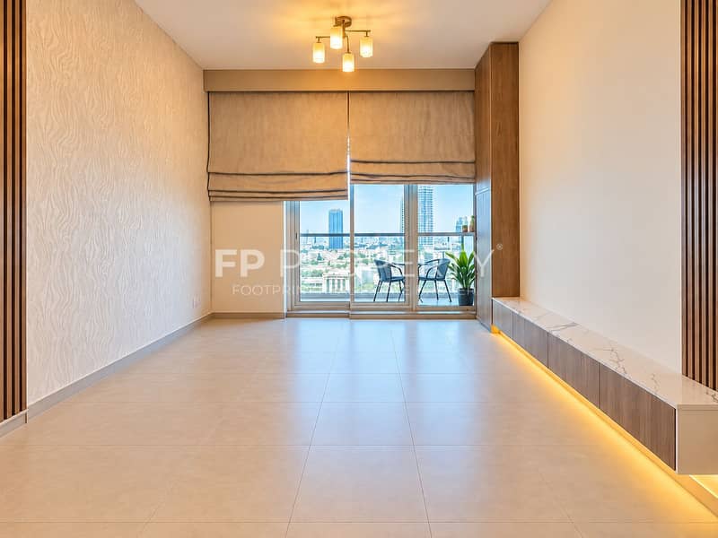 3 Warm Minimalist Apartment with City Views. png