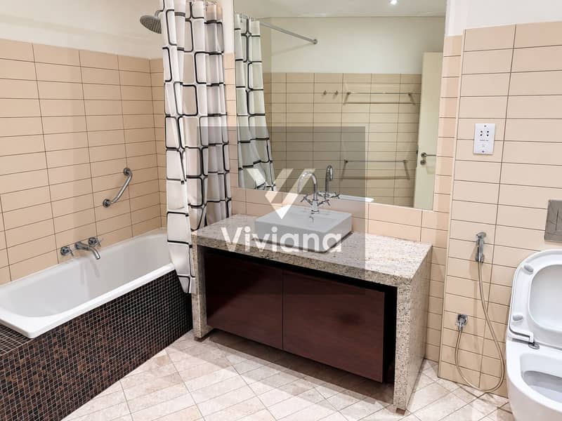 21 Modern Beige-Tiled Bathroom Interior (2). png