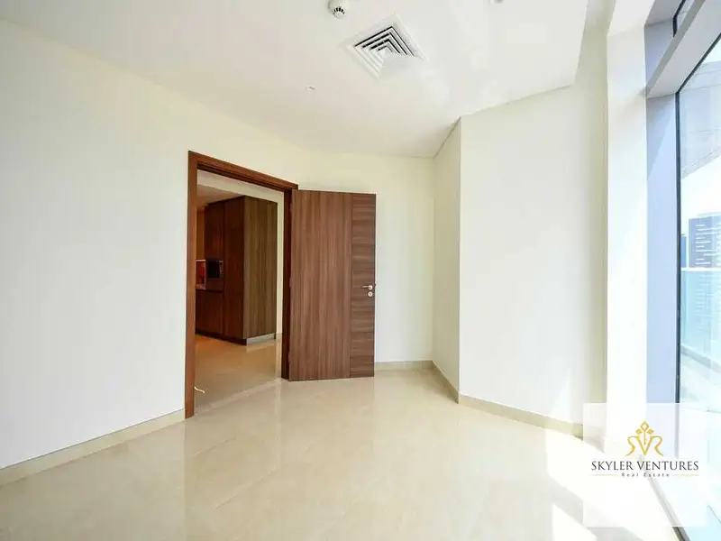 2 Plus Study | Canal Views | New Tower