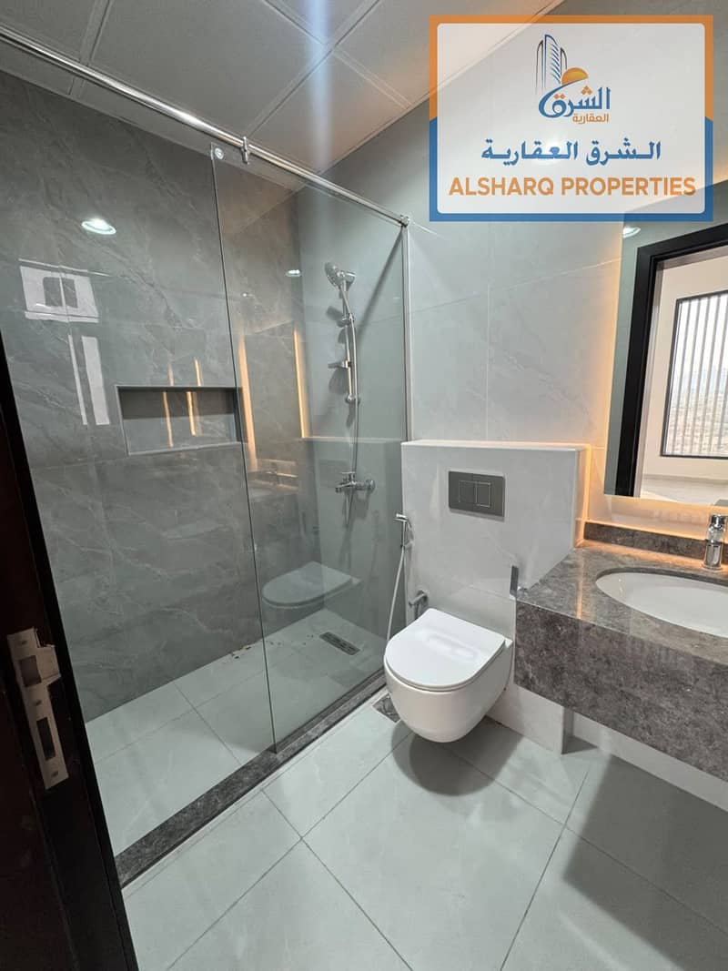 8 WhatsApp Image 2026-10-29 at 11.15. 23. jpeg