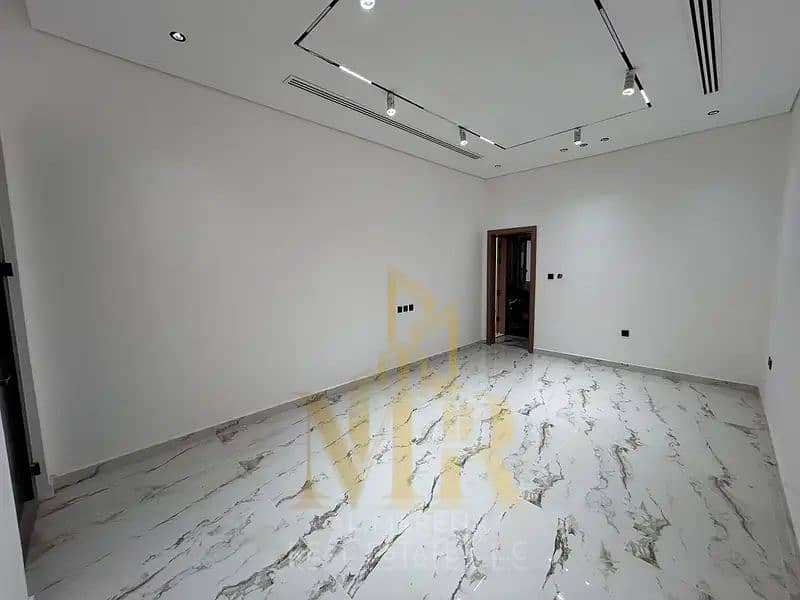 14 875137896-800x600. webp