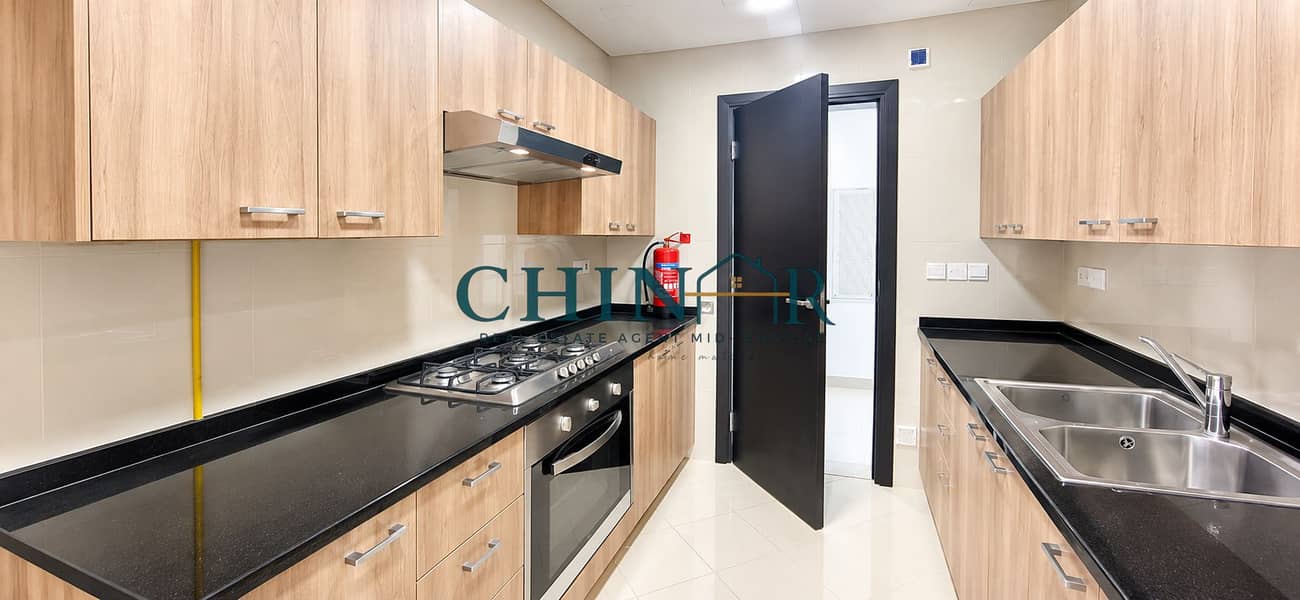 4 Bright Modern Galley Kitchen. png