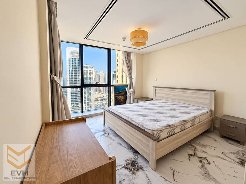10 Bright, polished lake-view property interior-17. png