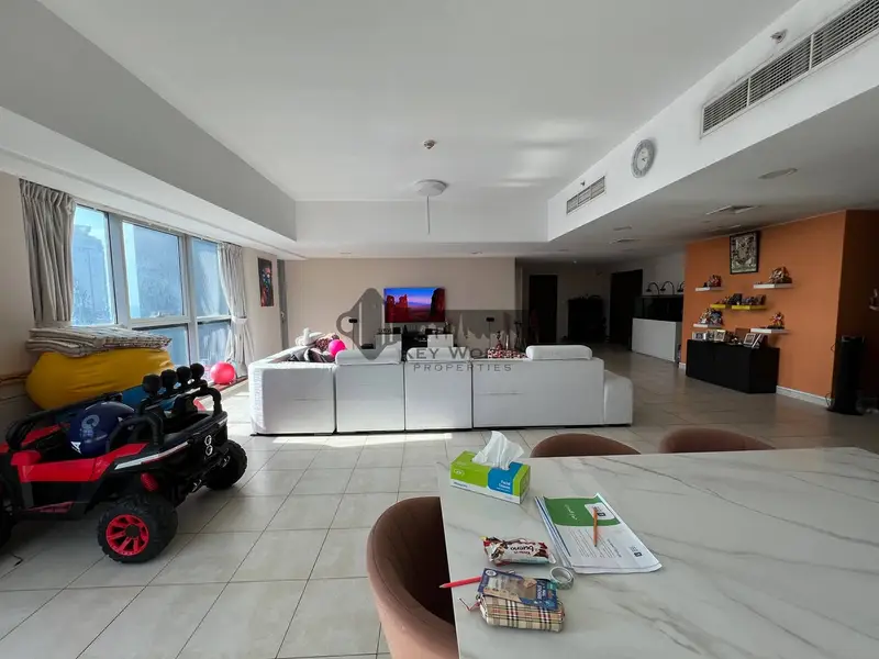 Tower H Large 3BR + Maid | High Floor | Sea View