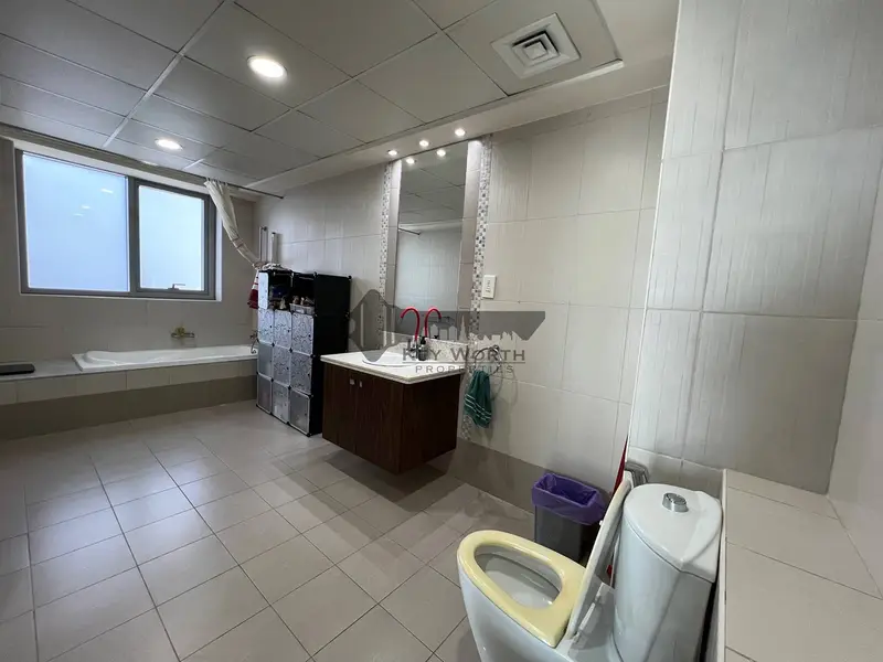 Tower H Large 3BR + Maid | High Floor | Sea View