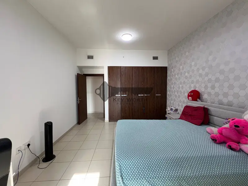 Tower H Large 3BR + Maid | High Floor | Sea View