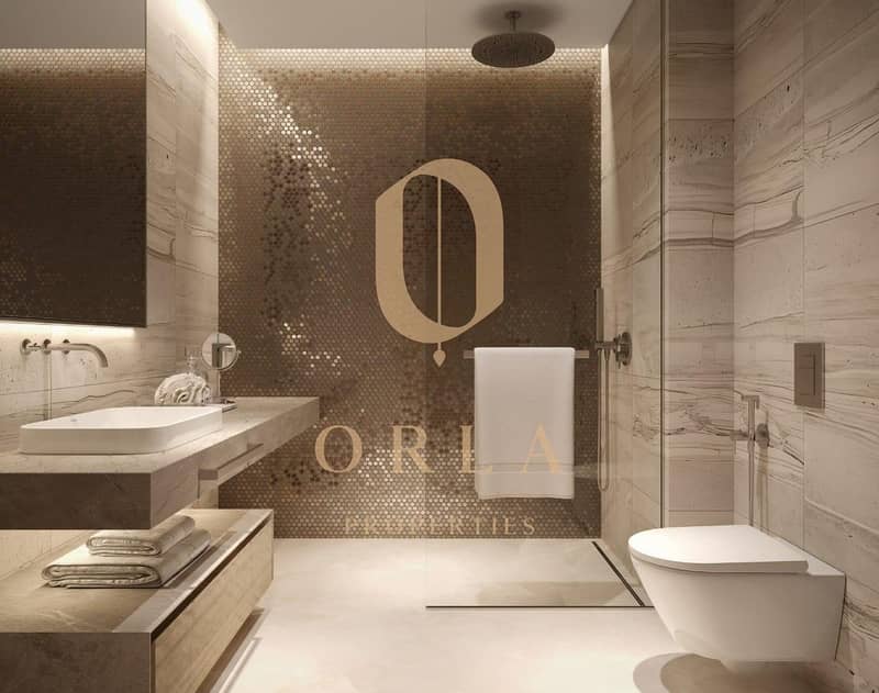 6 Studio Bathromm. jpeg