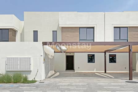 3 habitaciones Townhouse para en Alquiler en Yas Island, Abu Dhabi - Casa adosada en Yas Island,Noya, 3 dormitorios, 185000 AED - 17023959 3 habitaciones Townhouse para en Alquiler en Yas Island, Abu Dhabi - Casa adosada en Yas Island,Noya, 3 dormitorios, 185000 AED - 17023959
