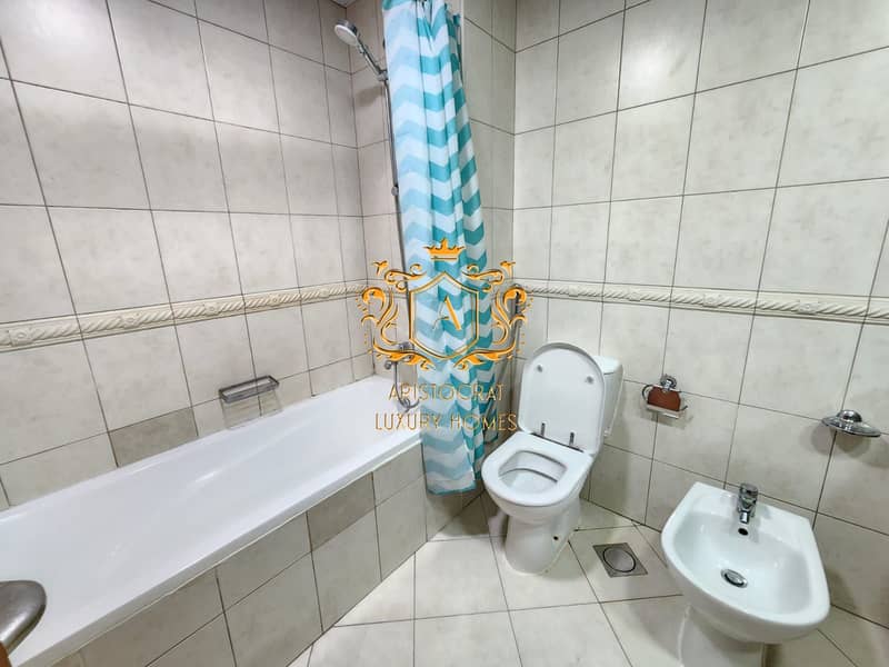 11 Bathroom 02. jpeg