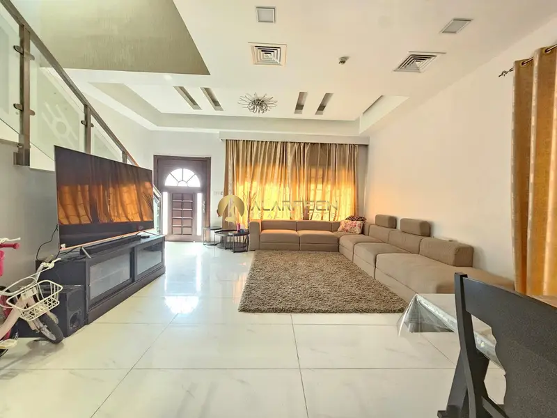 Corner Unit | Extended | Near to exit