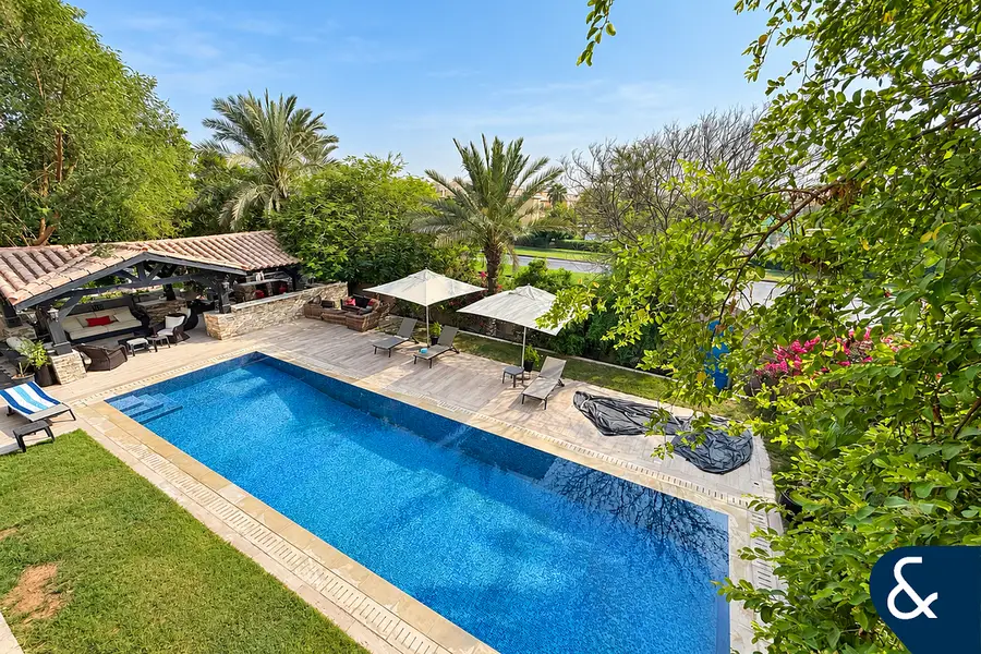 Marbella Type | 5 Bedrooms | Large Plot | VOT