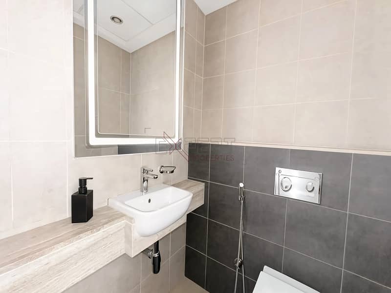 8 Image 8
